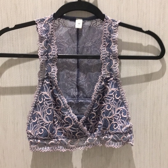 Bundles of 2 Sexy Bralettes - Picture 2 of 5